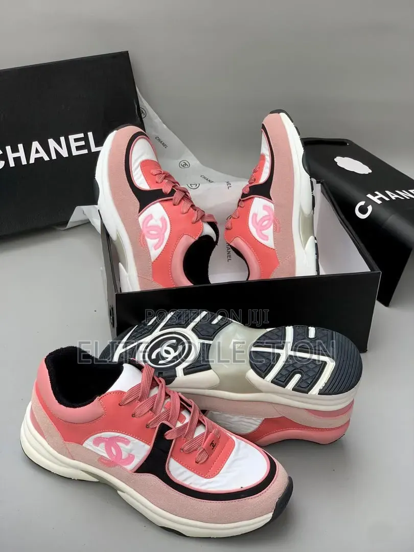 Luxury Chanel Sneakers Comes With Full Package Sizes 39 to 42