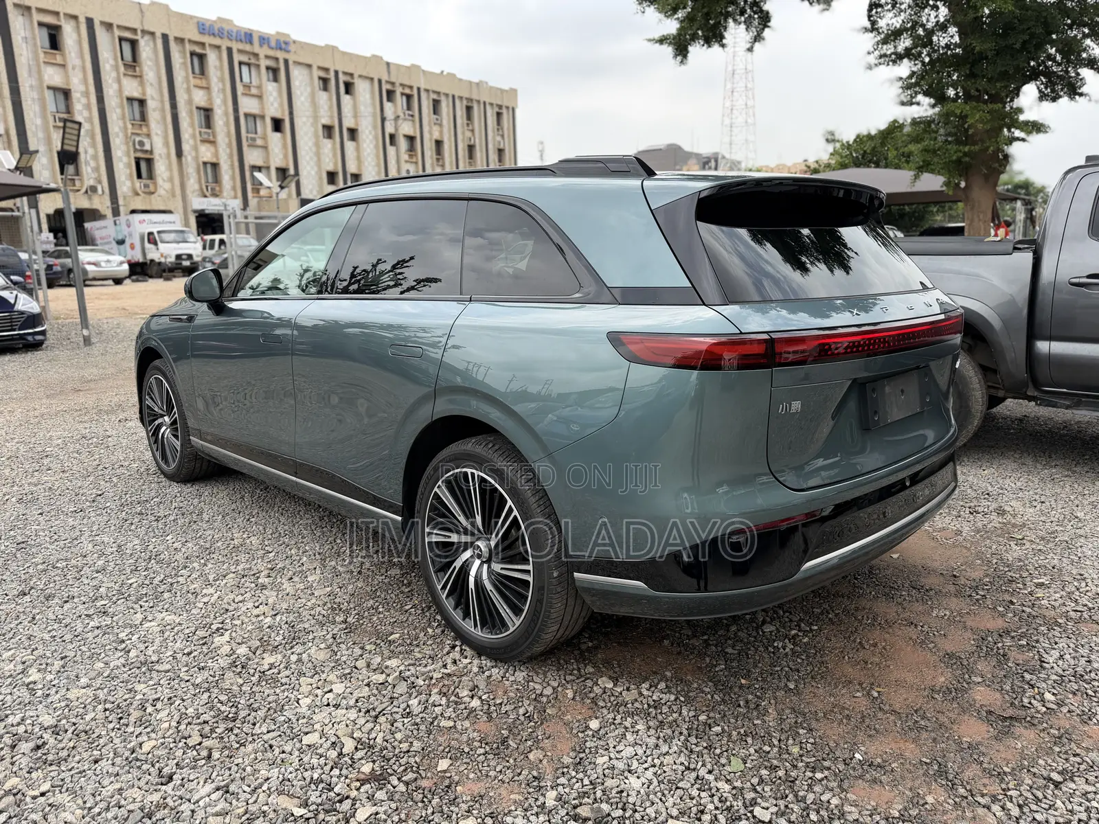 New XPeng G9 2025 Gray