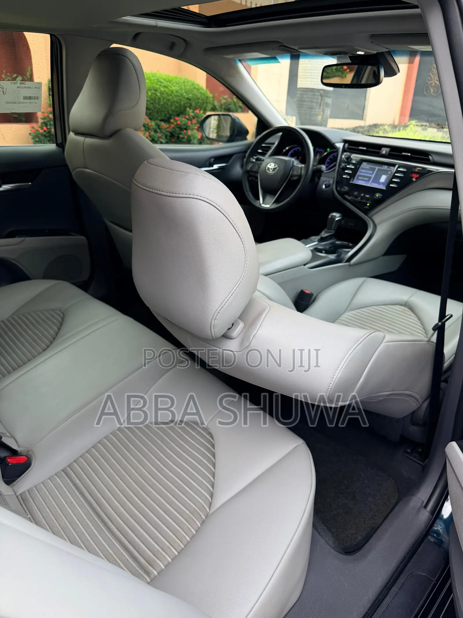 Toyota Camry SE (2.5L 4cyl 8A) 2019 Blue