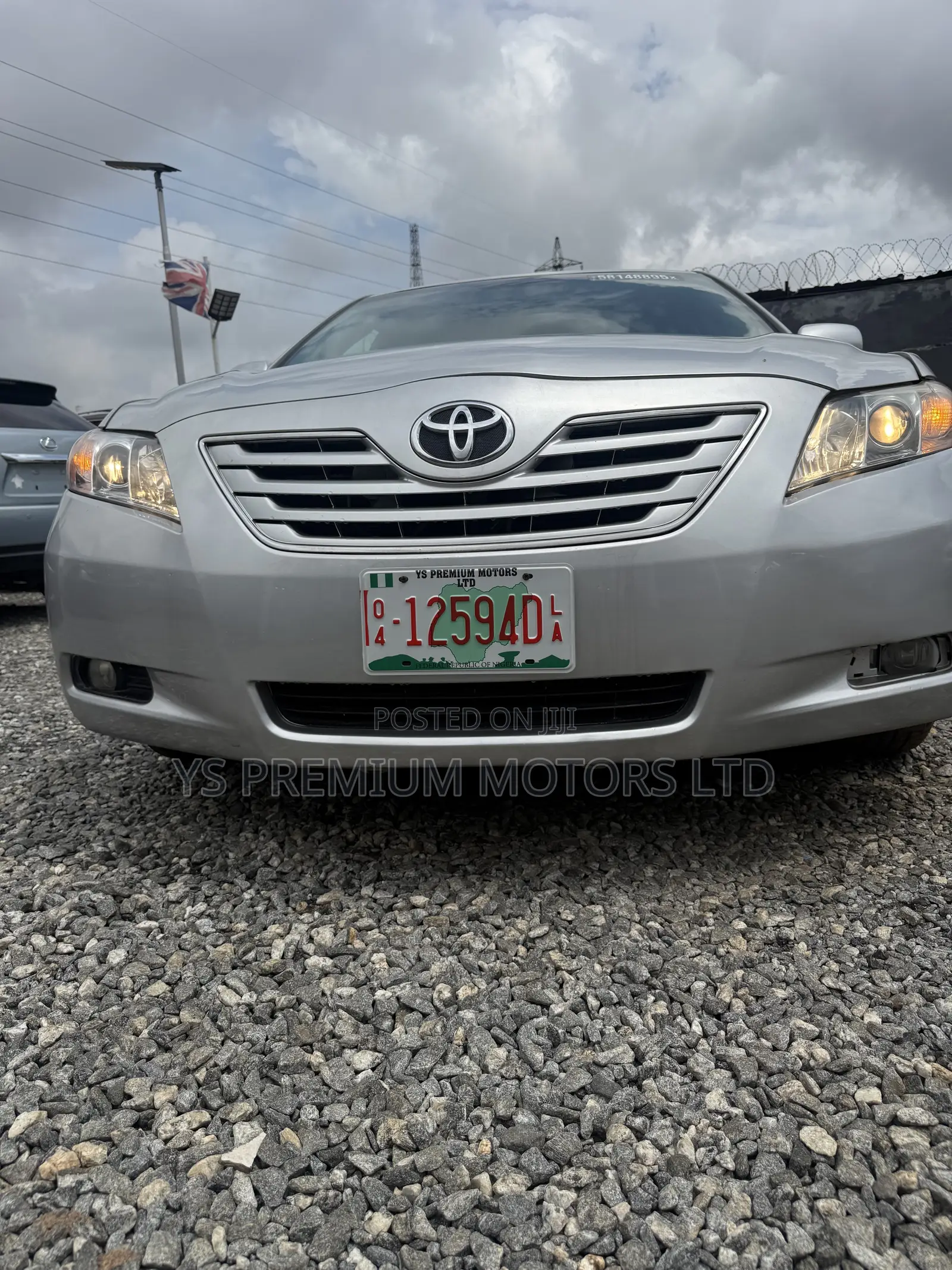 Toyota Camry XLE V6 4dr Sedan (3.5L 6cyl 6AM) 2007 Silver