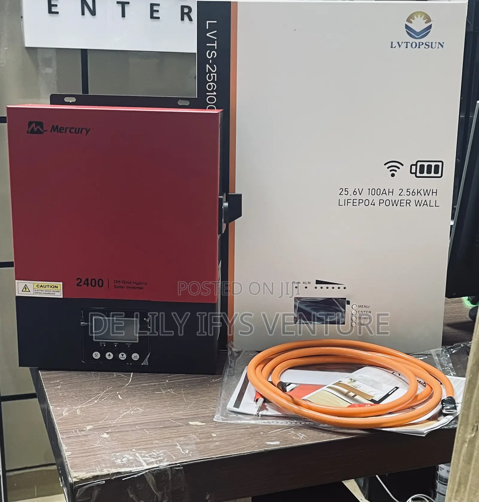2.5kwh 24v Lithium Batteries Luvtopsun Hybrid Inverter 2.5kva Combo