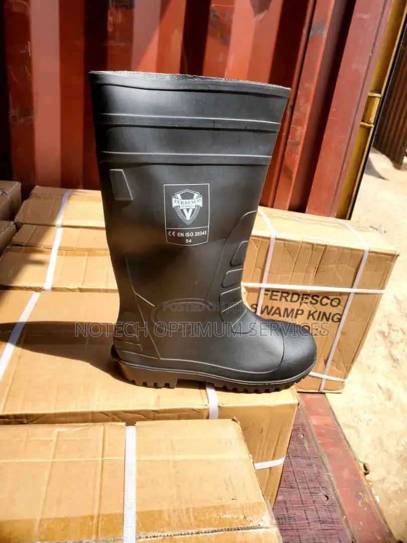 Black Safety Rain Boot