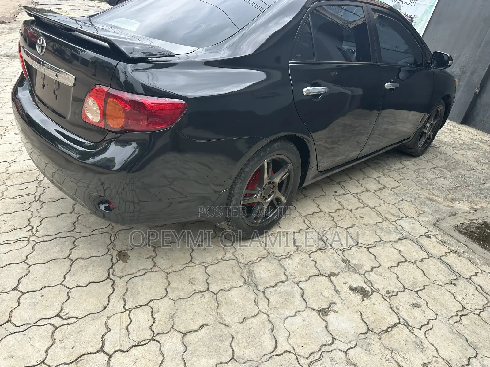 Toyota Corolla LE 4dr Sedan (1.8L 4cyl 4A) 2010 Black