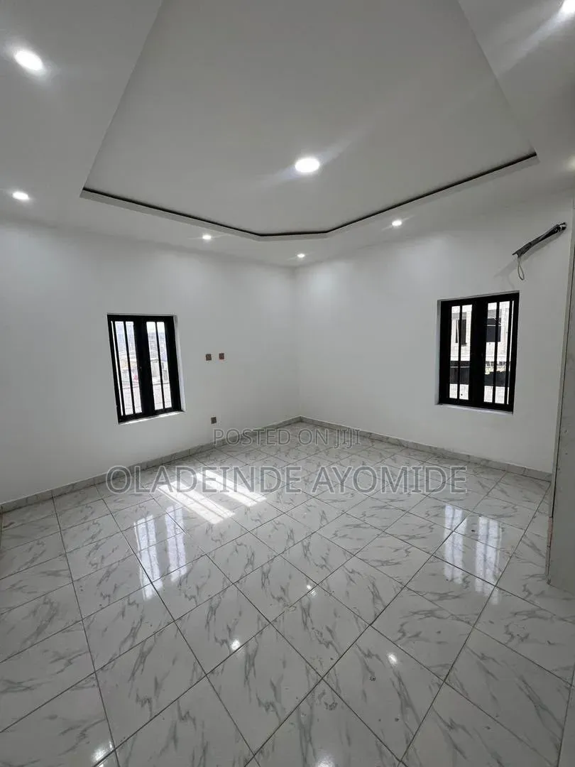 2bdrm Apartment in Ilasan Ikate for rent
