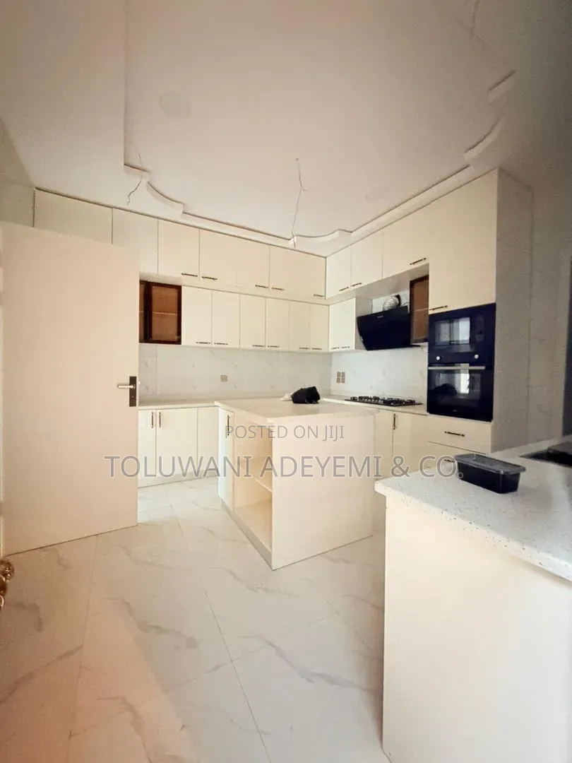 5 Bedroom Fully Detached Duplex Plus Bq in a Serene Estate