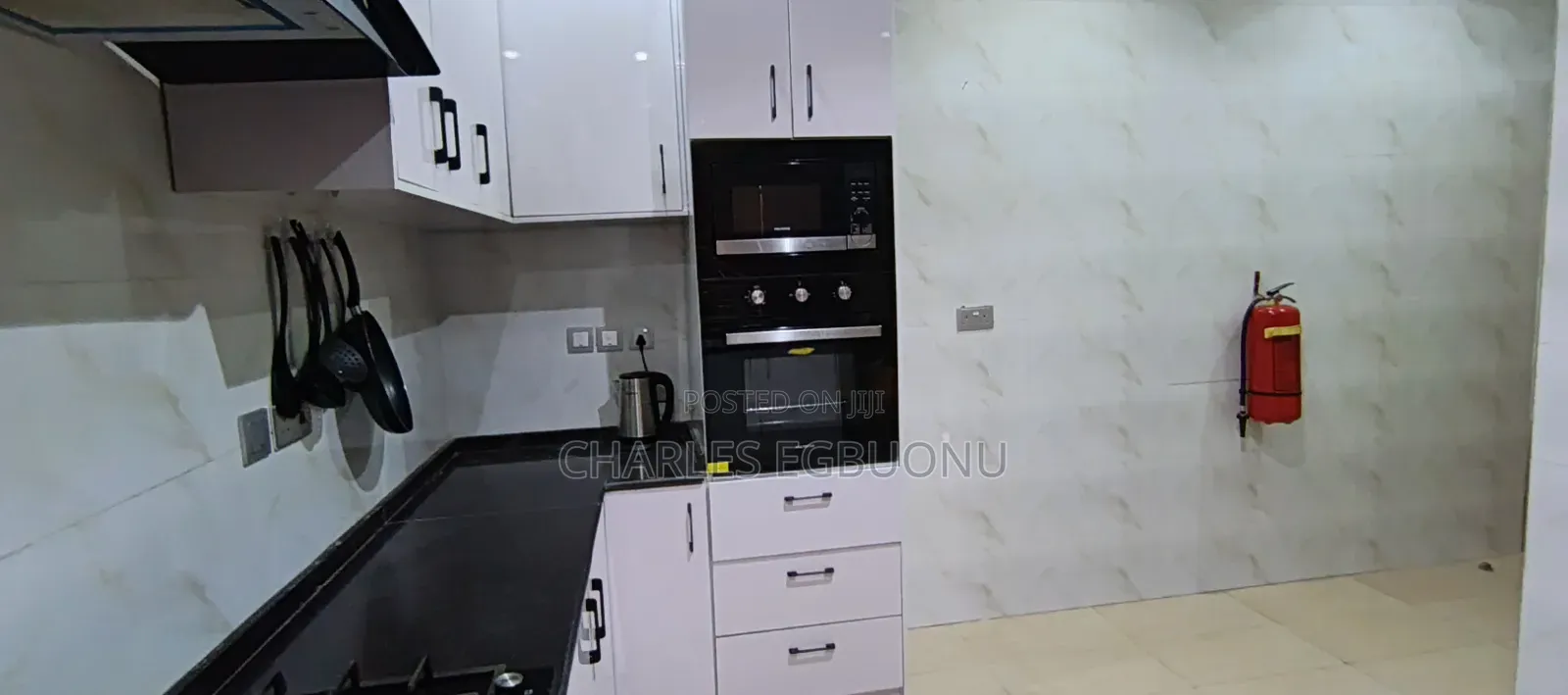 Luxury Content Kitchen Studio | Apo | Ac, Wi-Fi, 24/7 Power