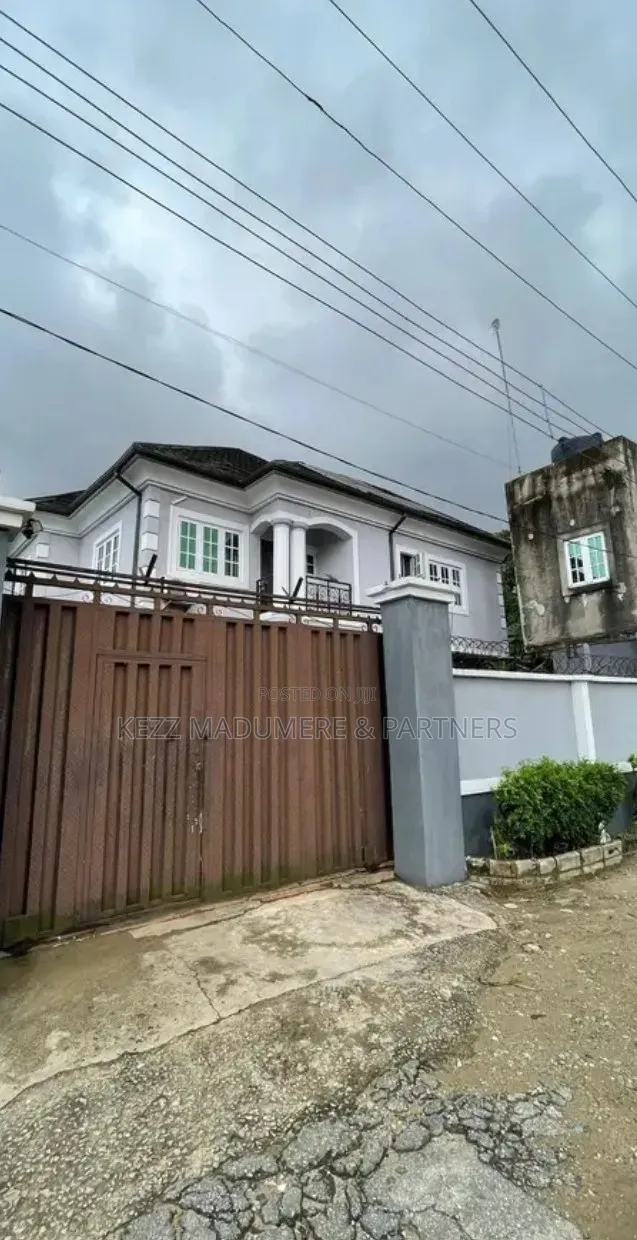 8bdrm Duplex in Rumuokwurusi  New for sale