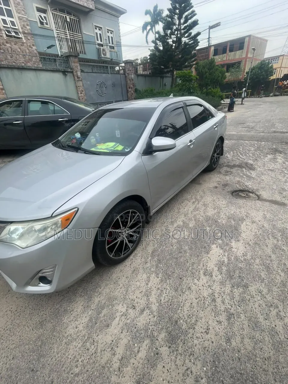 Toyota Camry LE 4dr Sedan (2.5L 4cyl 6A) 2013 Silver