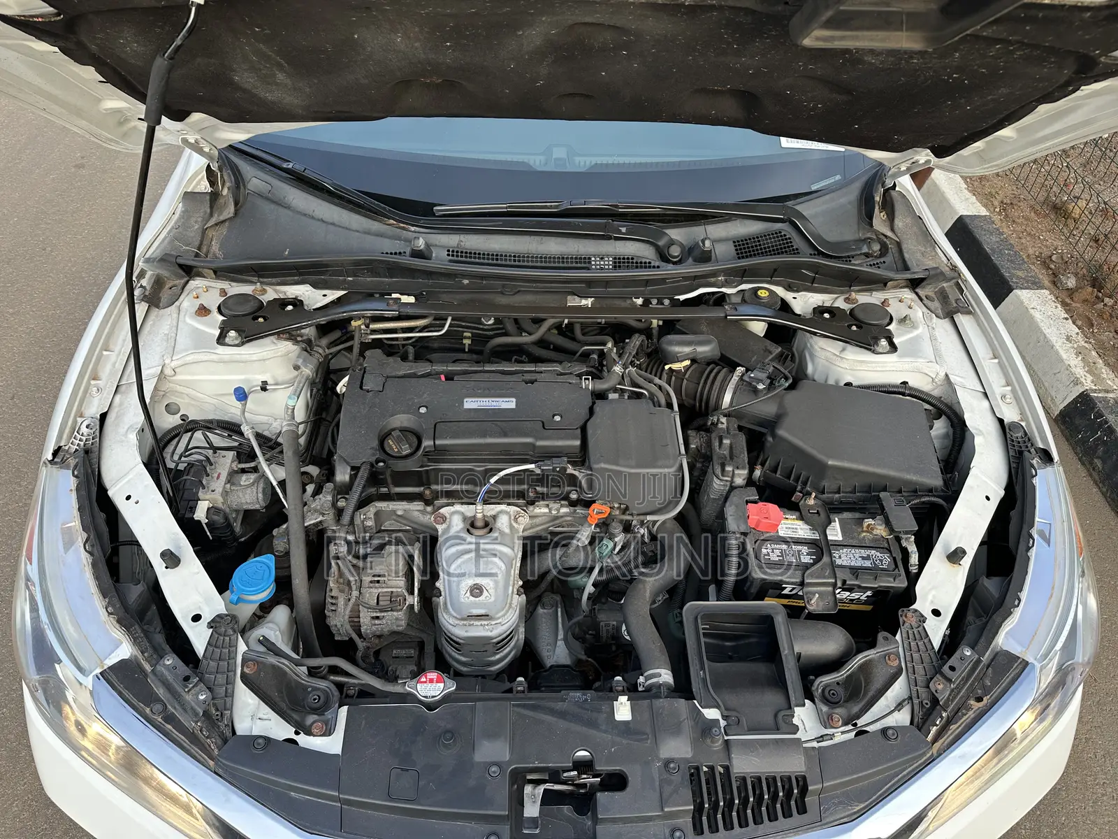 Honda Accord 2016 White