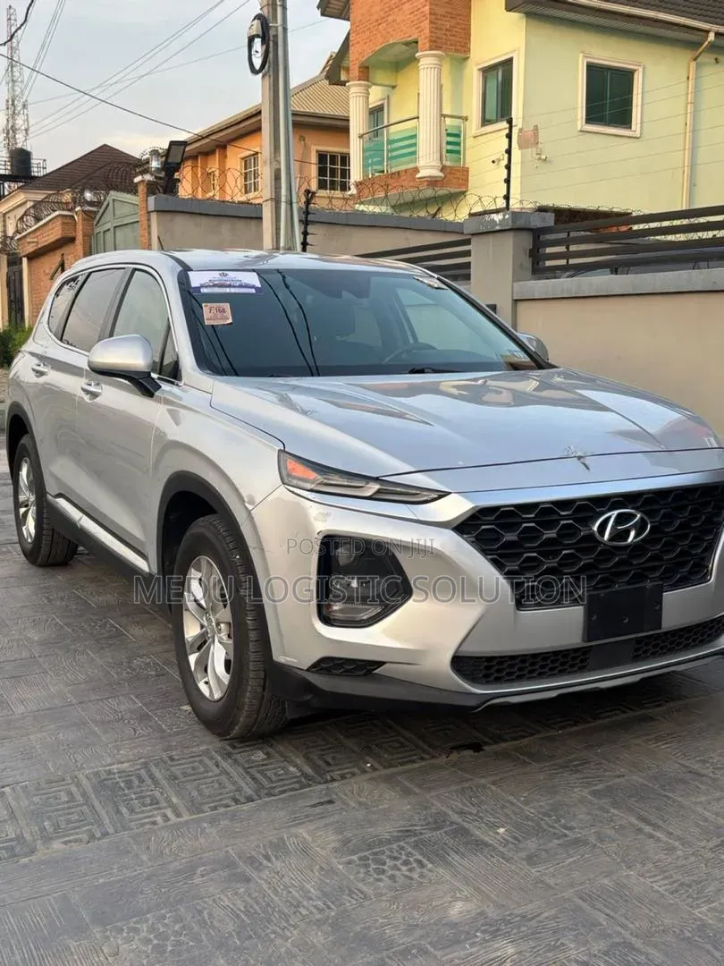 Hyundai Santa Fe 2019 Silver