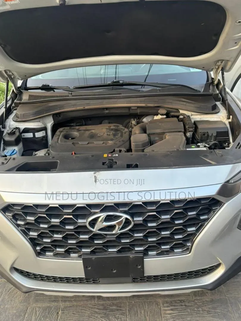 Hyundai Santa Fe 2019 Silver