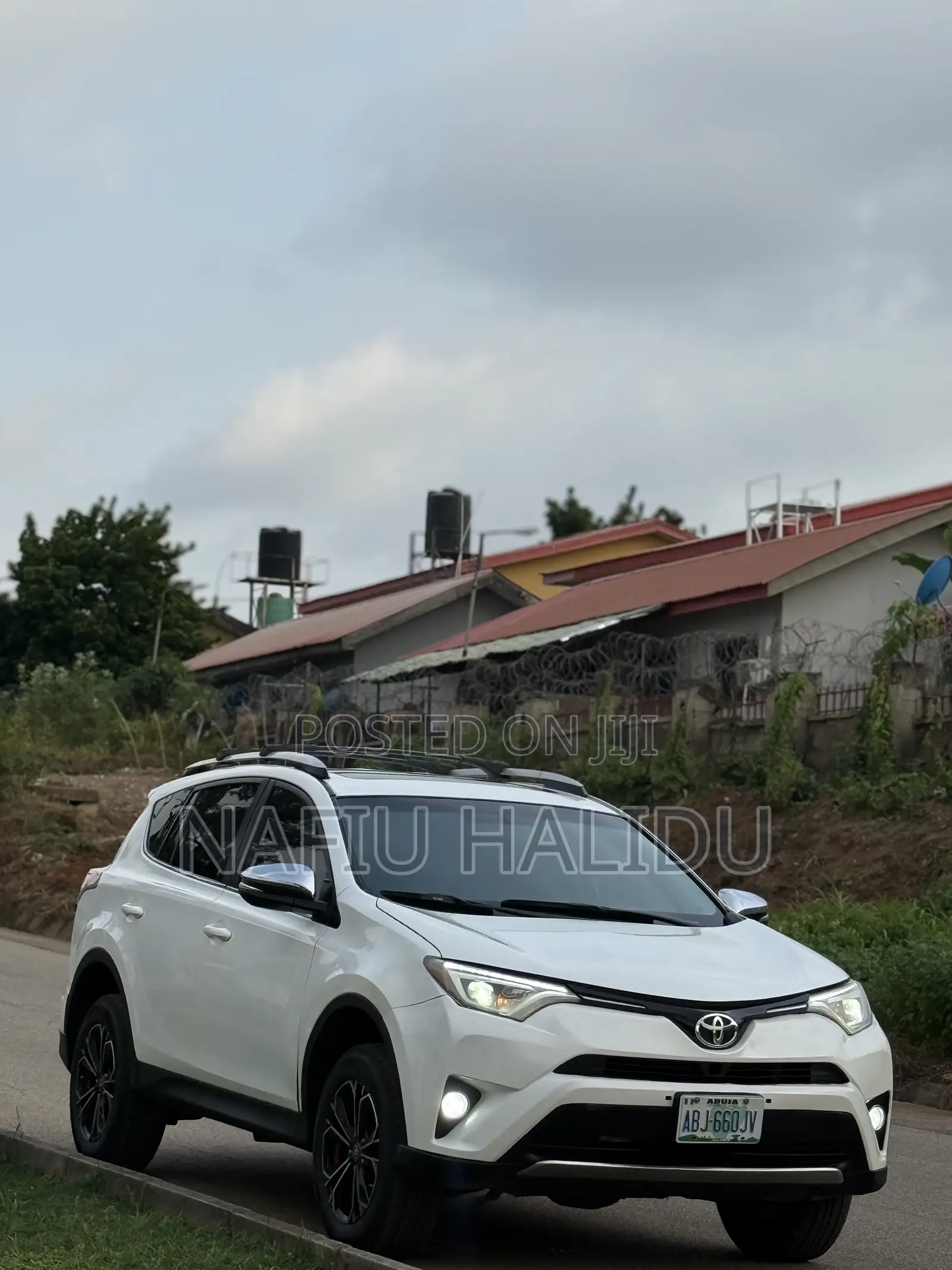 Toyota RAV4 2016 White