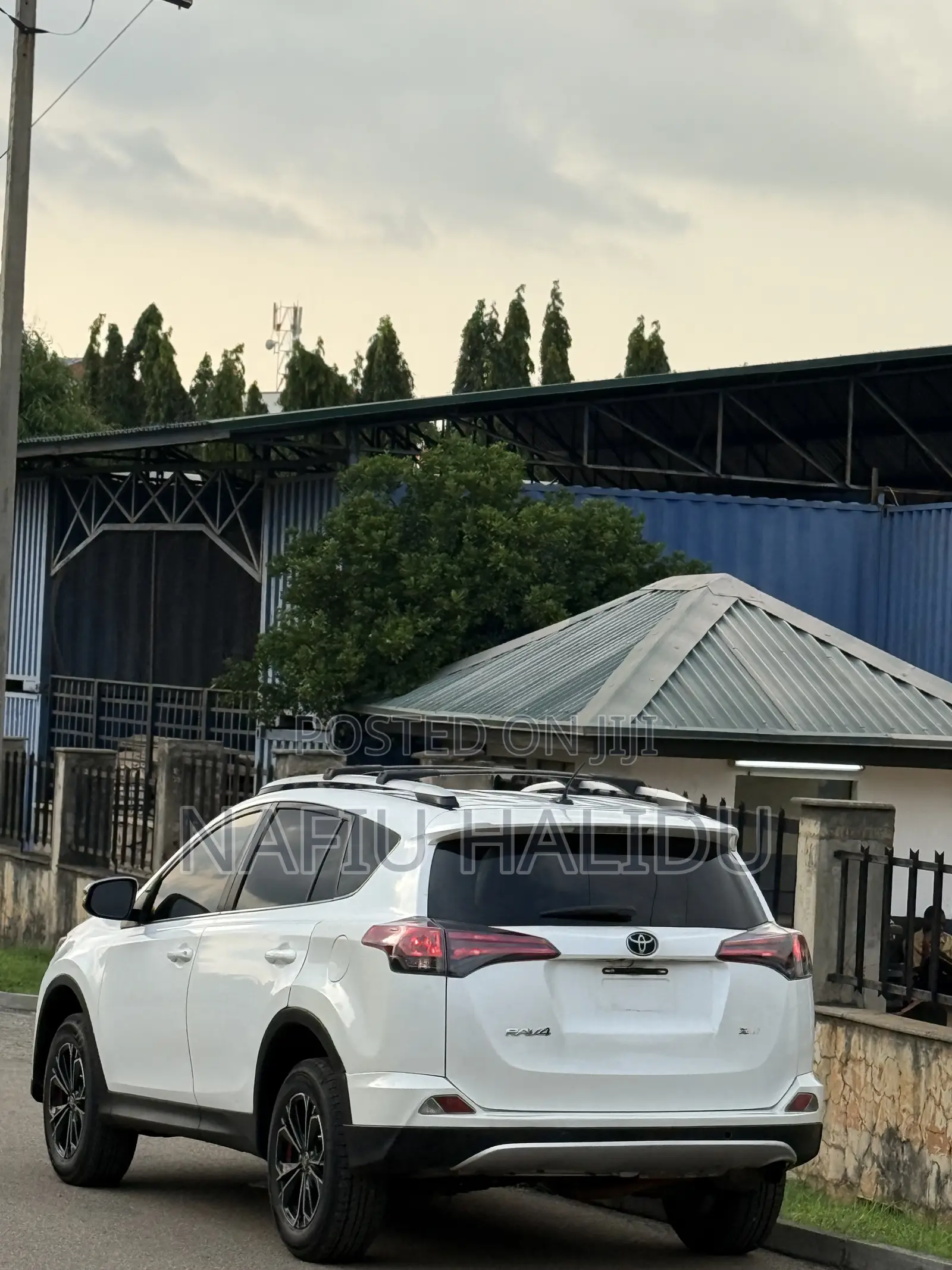 Toyota RAV4 2016 White