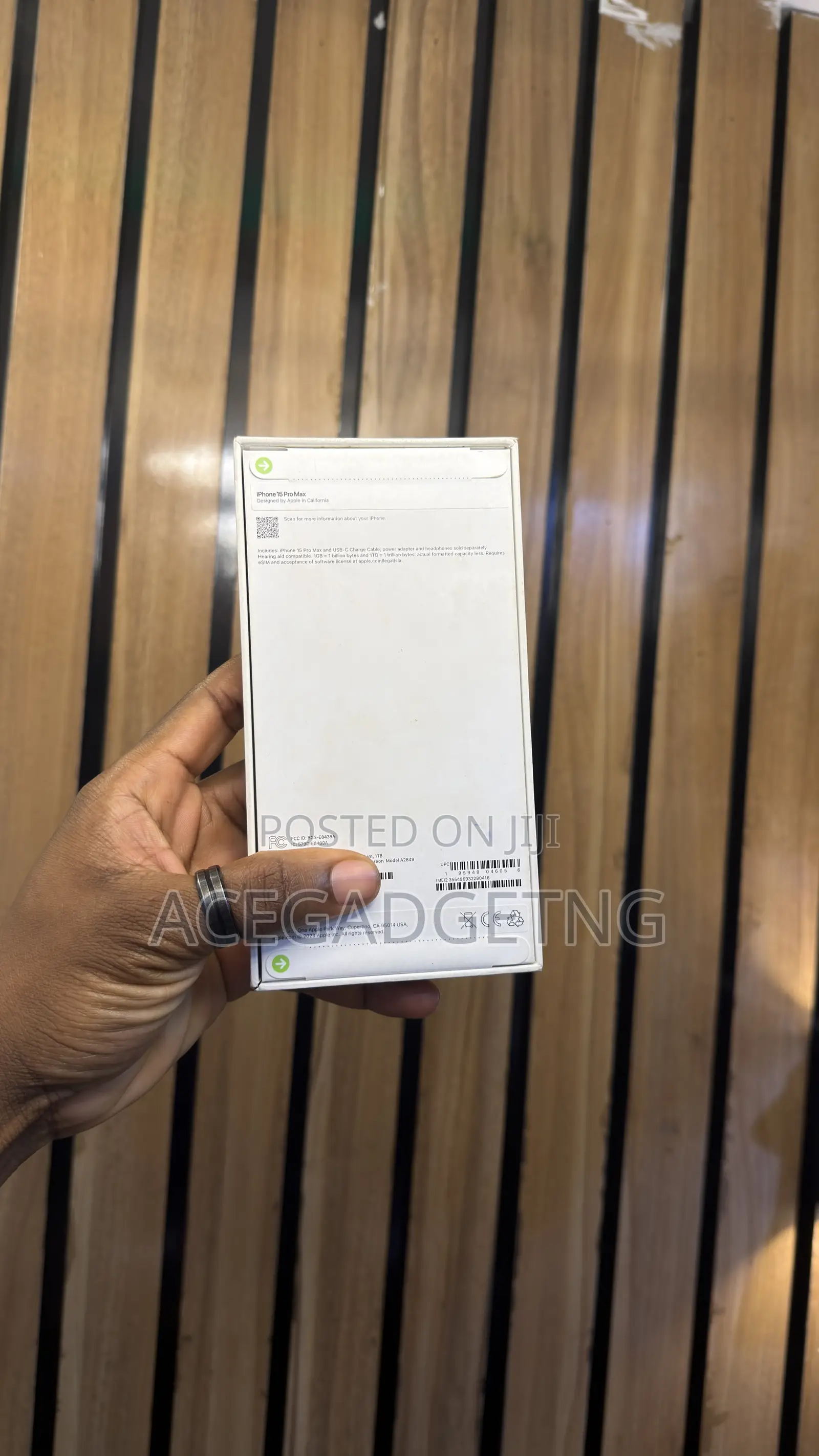 New Apple iPhone 15 Pro Max 1 TB Black