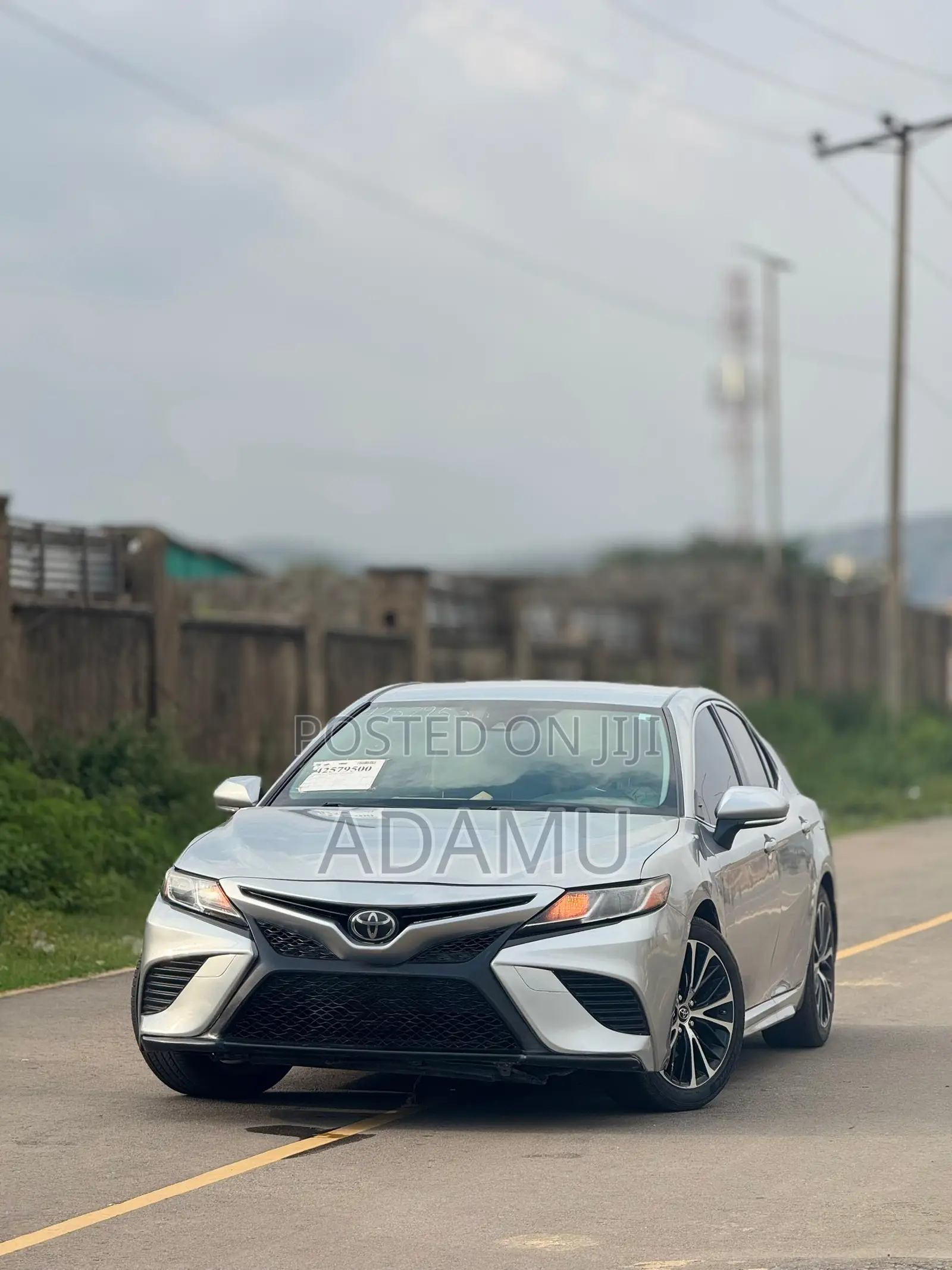Toyota Camry 2018 Silver