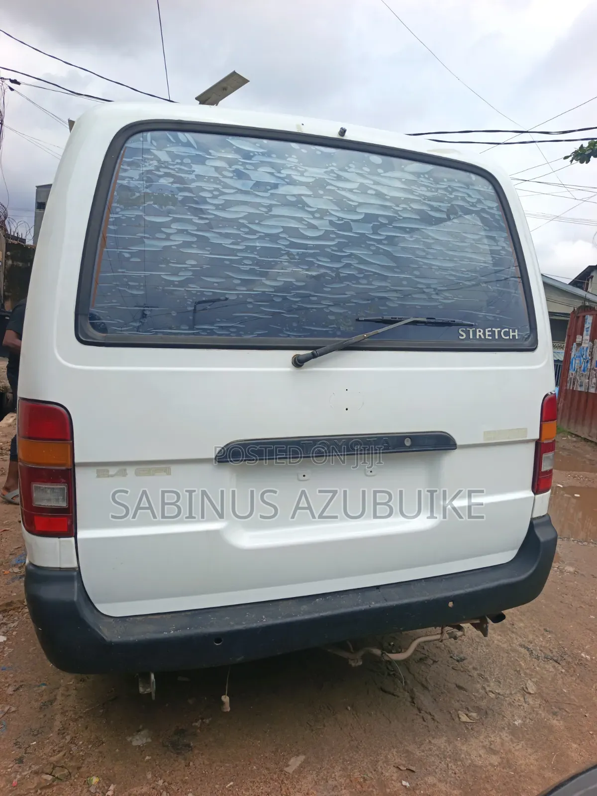 Toyota HiAce 2002 White