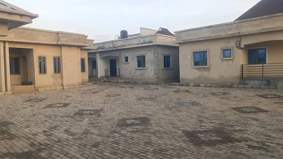 Furnished 3bdrm Block of Flats in Baba Ode Estate, Ilorin West for sale