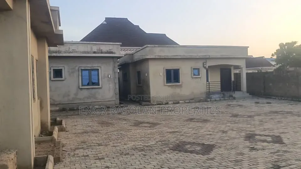 Furnished 3bdrm Block of Flats in Baba Ode Estate, Ilorin West for sale