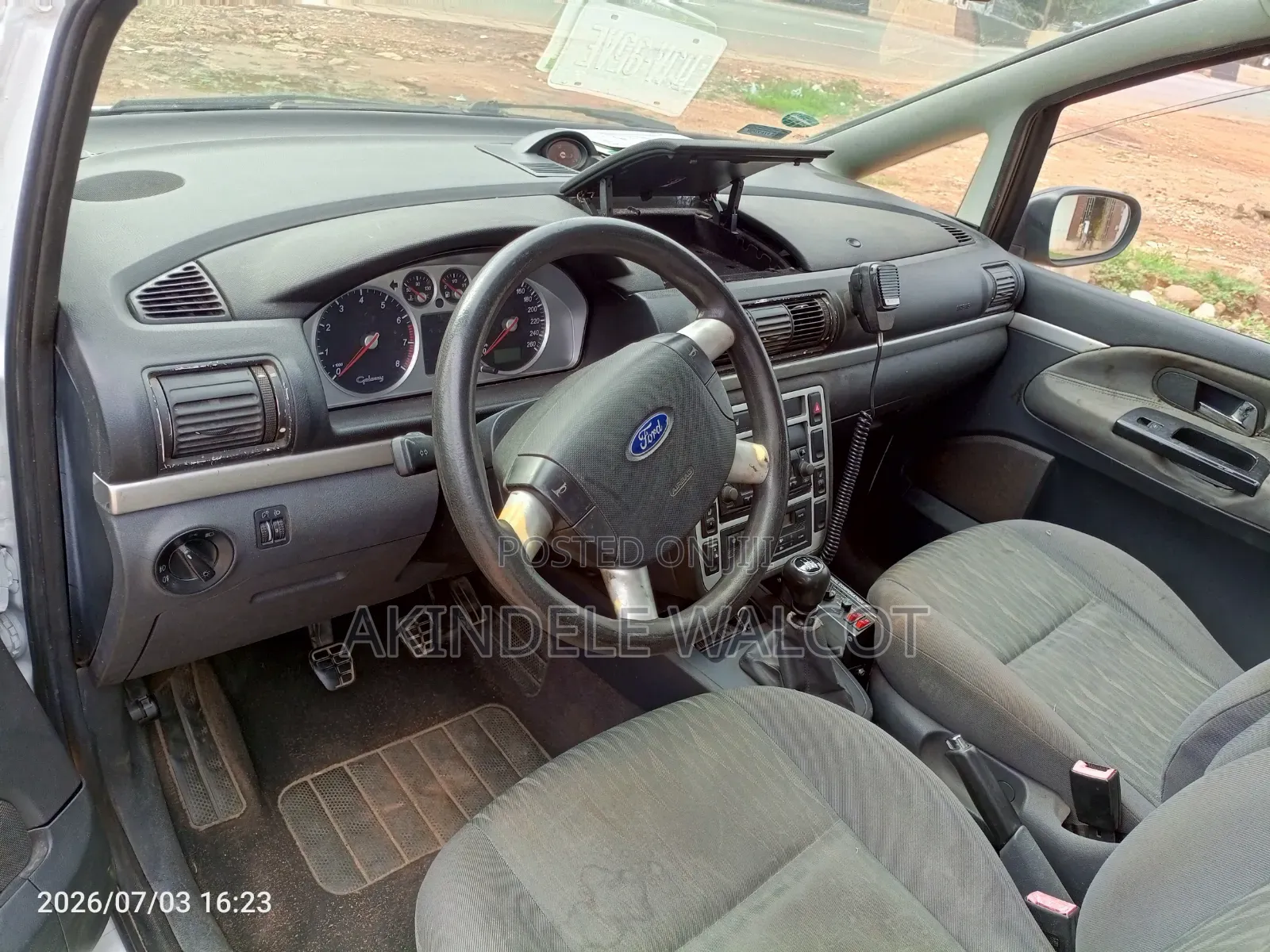 Ford Galaxy 2010 Beige