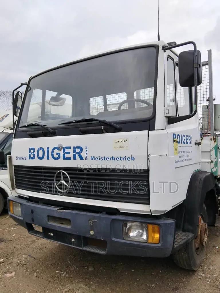 Mercedes Benz 814
