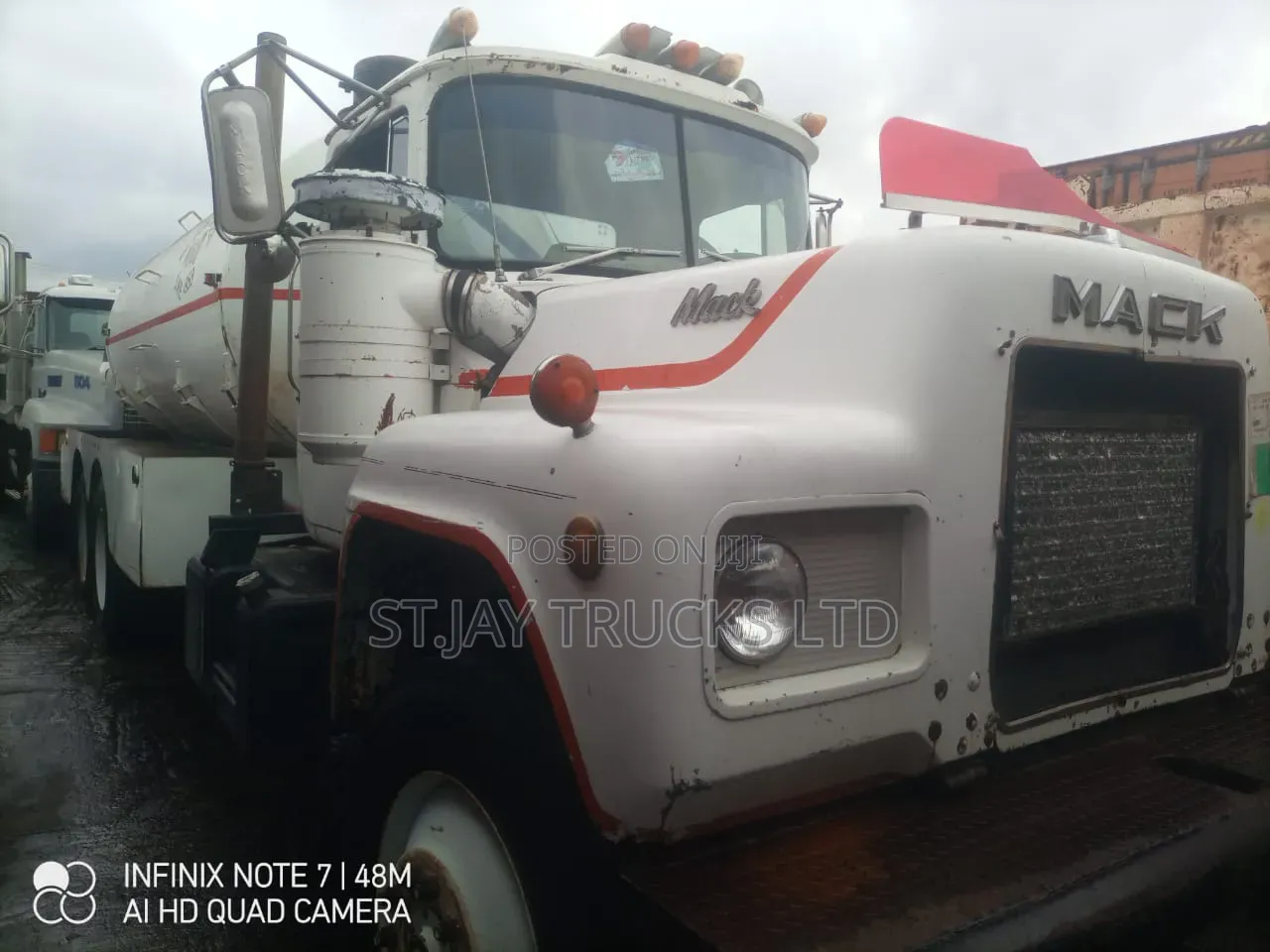 Mack Sewage Truck