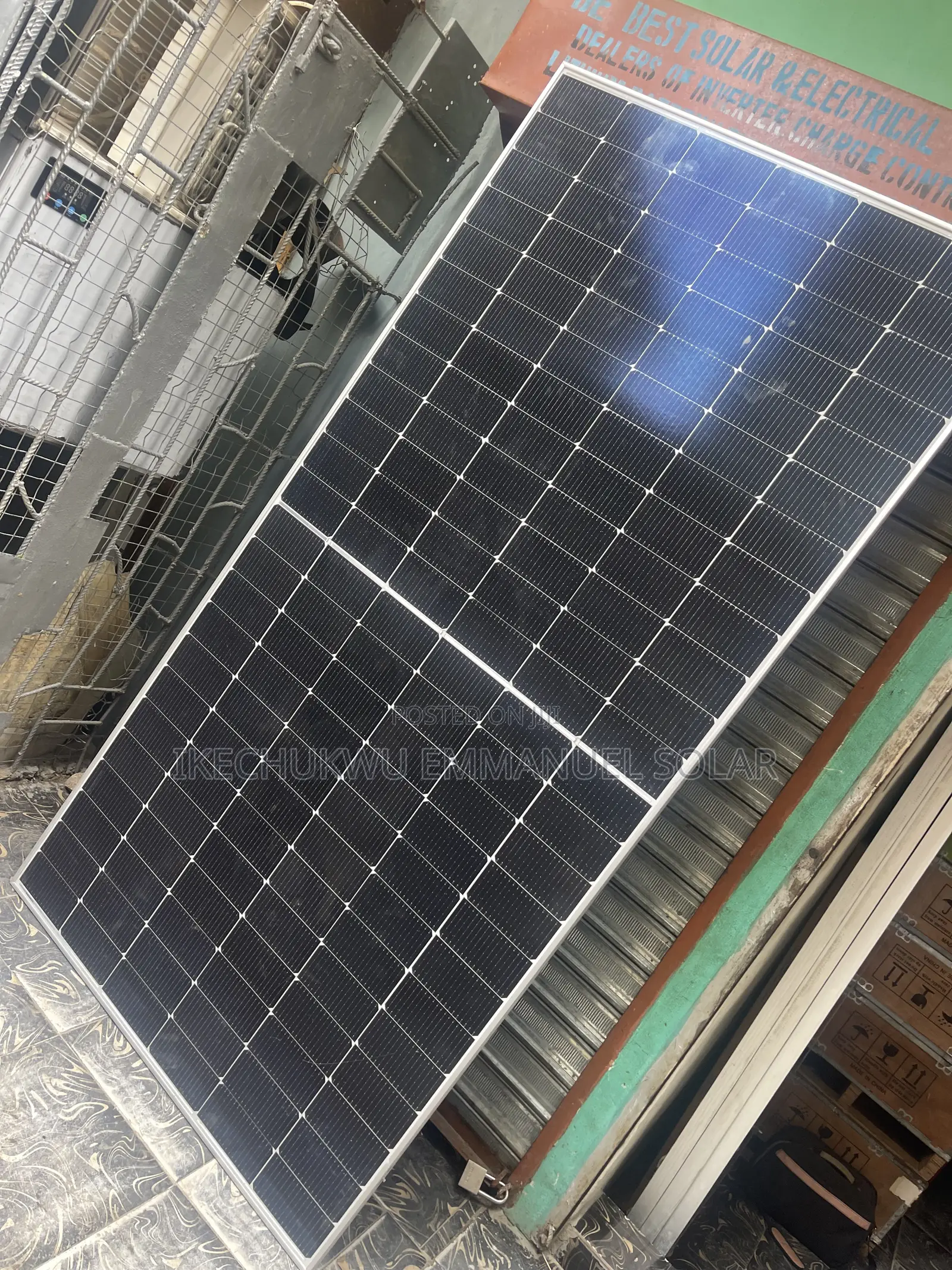 585watts Solar Panels Longi Much Available