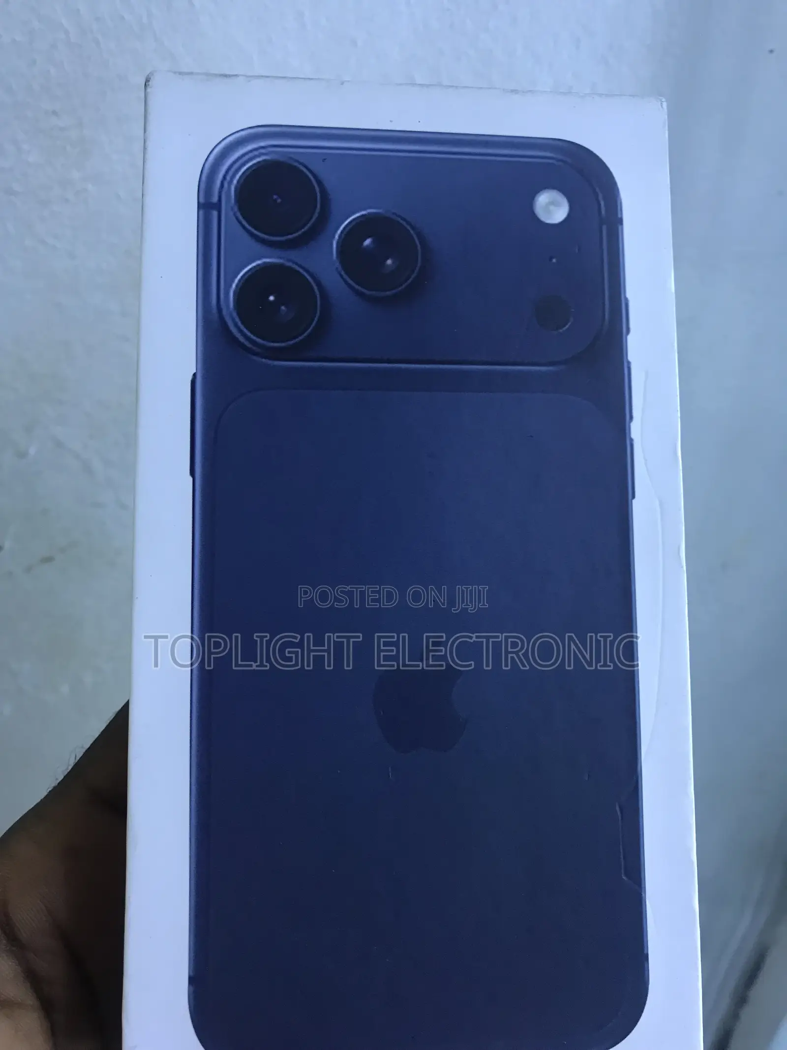 New Apple iPhone 17 Pro Max 256 GB Blue