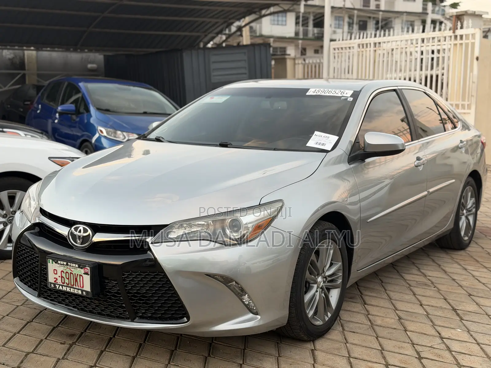 Toyota Camry XSE 4dr Sedan (2.5L 4cyl 6A) 2015 Silver
