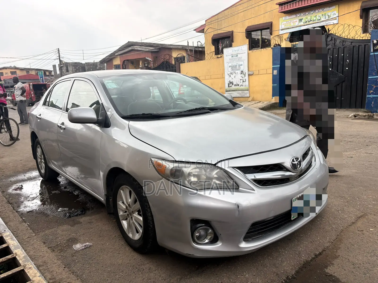 Toyota Corolla 2010 Silver