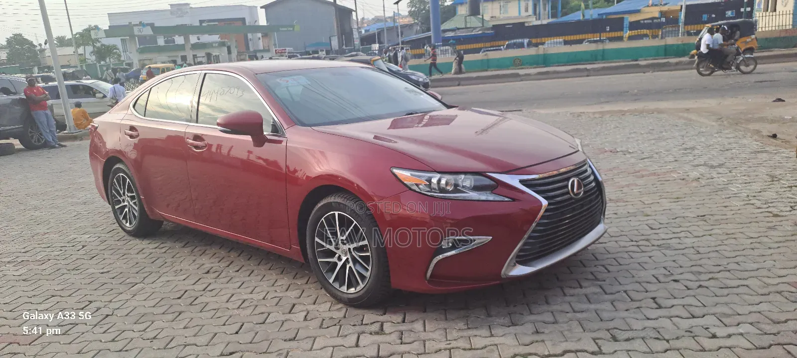 Lexus ES 350 FWD 2016 Red