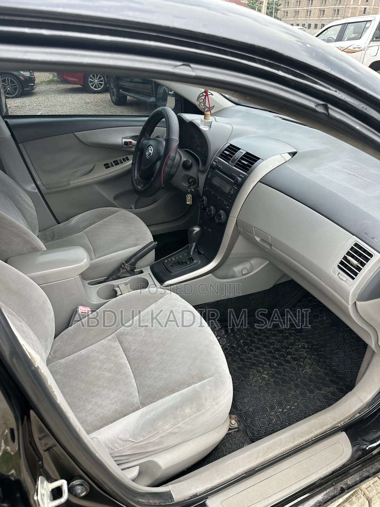 Toyota Corolla 2010 Black