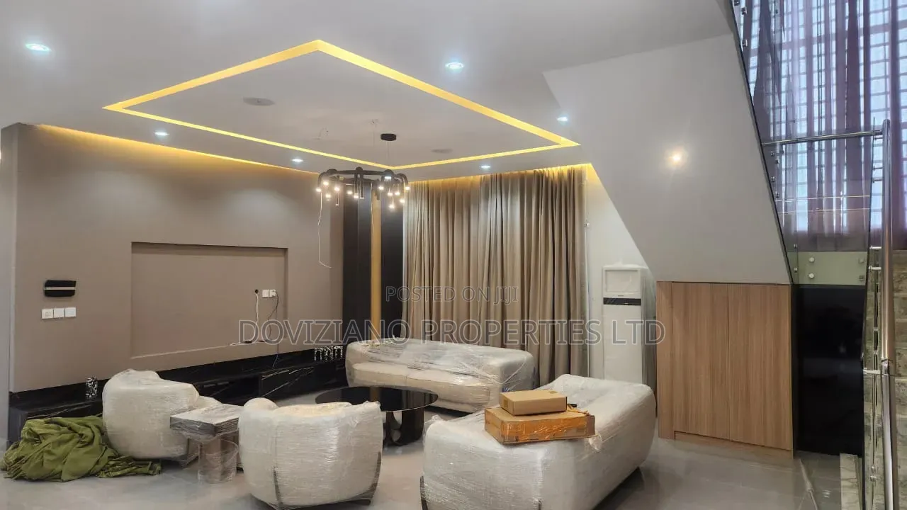 5bdrm Duplex in VGC / Ajah for sale