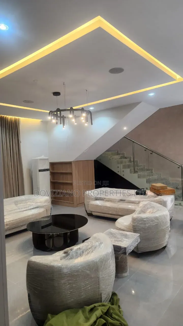 5bdrm Duplex in VGC / Ajah for sale