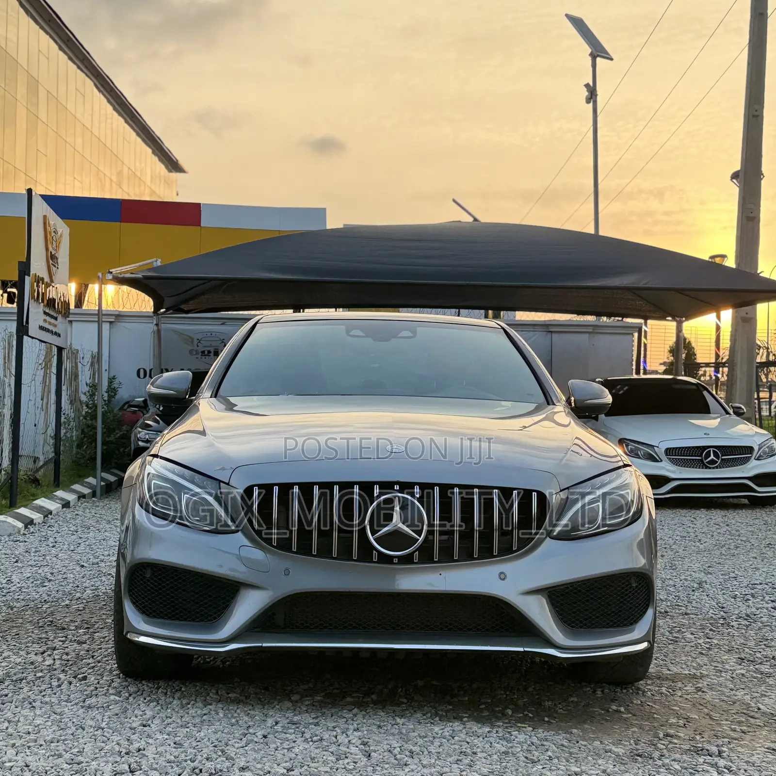 Mercedes-Benz C400 4Matic AWD Sedan (3.0L V6 7A) 2015 Gray