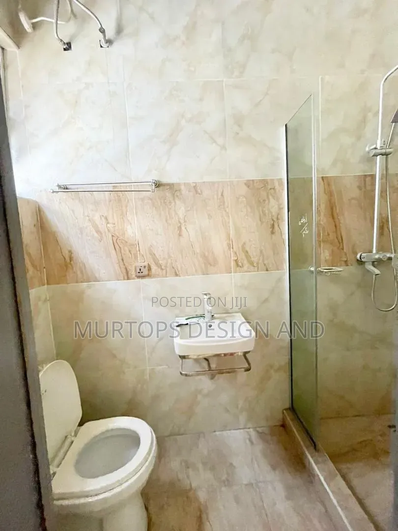 1bdrm Shared Apartment in Royal Pine, Lekki Phase 2 for rent