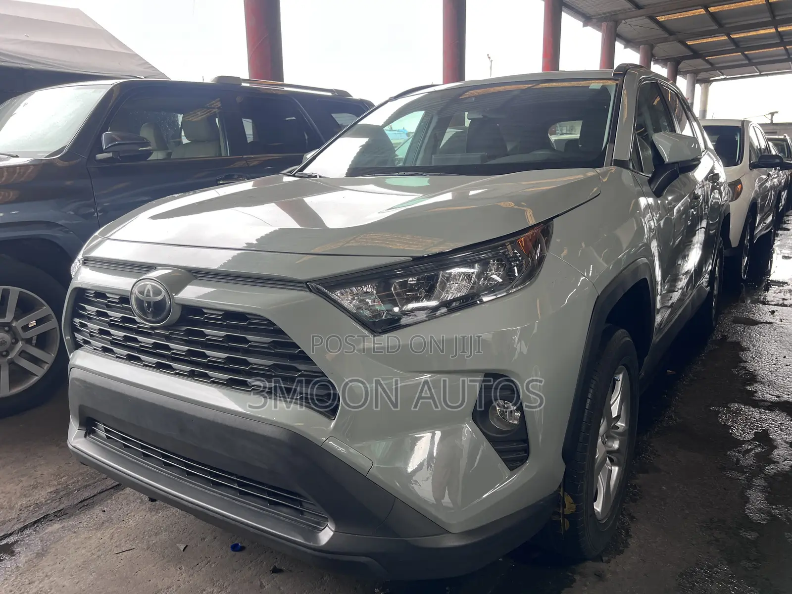 Toyota RAV4 Limited AWD 2020 Green