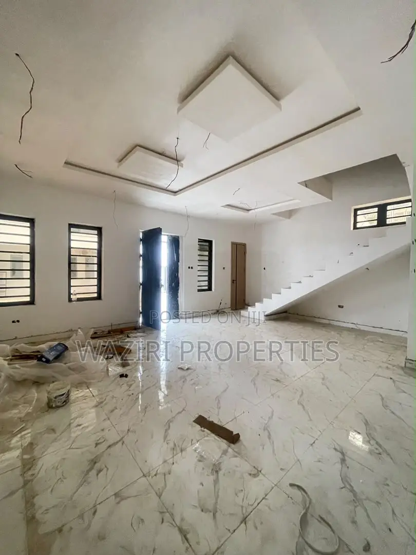 4bdrm House in Sangotedo for sale