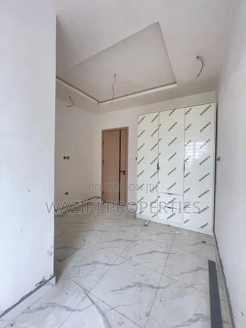 4bdrm House in Sangotedo for sale