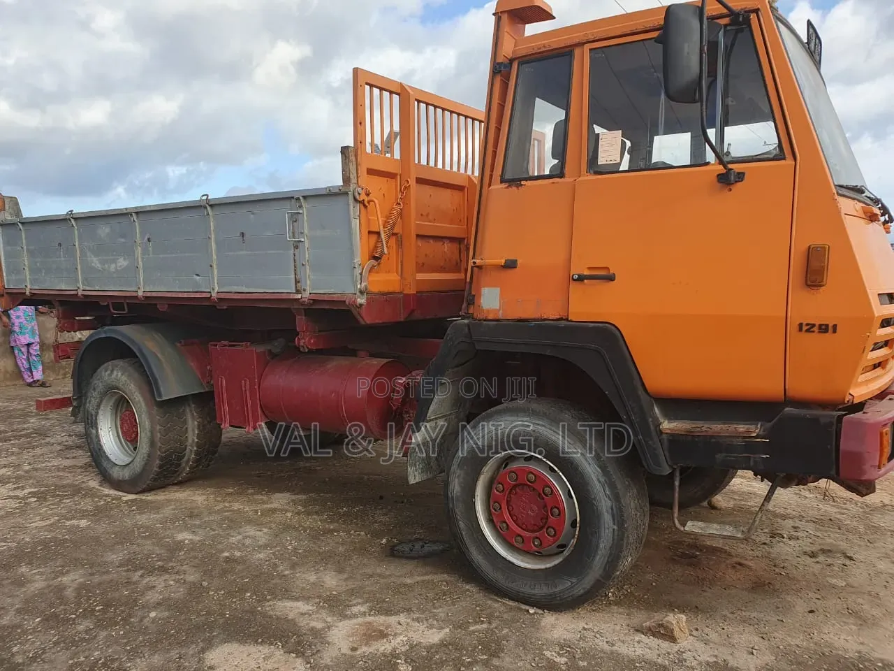 Steyr 1291 Tipper Truck With Auxiliary - 6 Tyres - Foreign Use