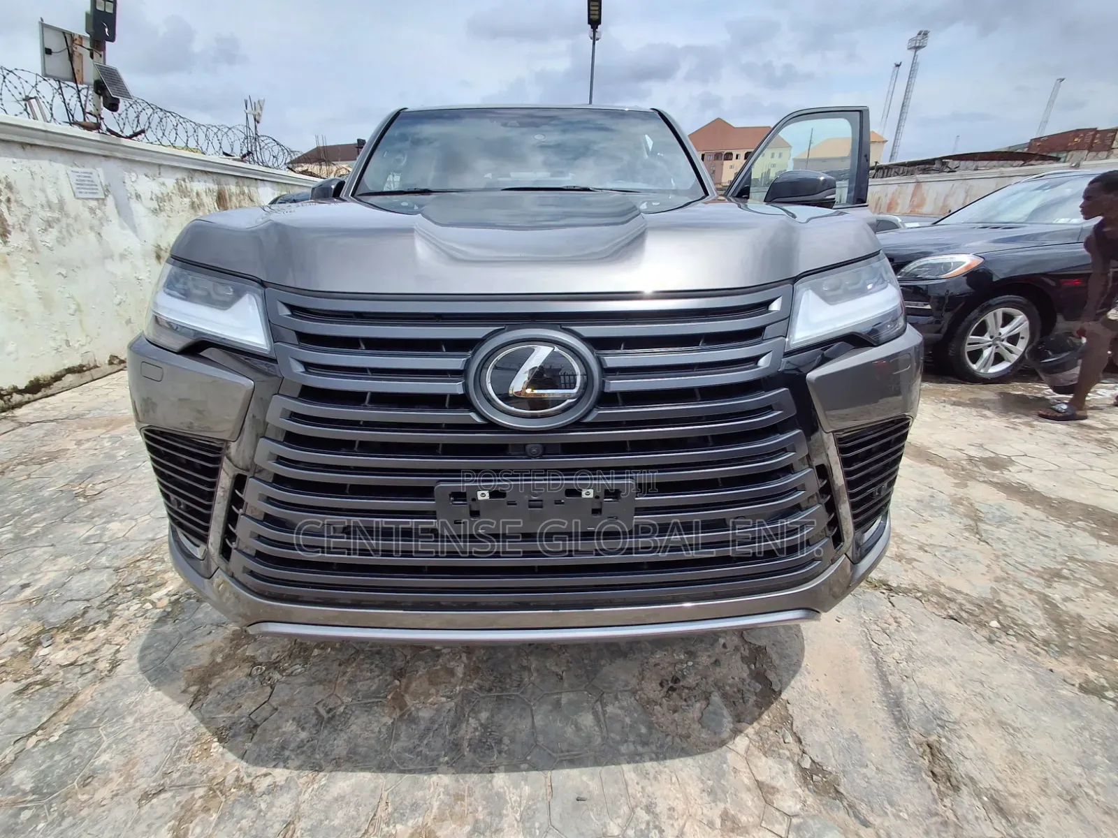 Lexus LX 2024 Green