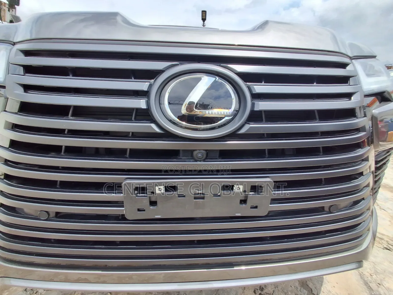 Lexus LX 2024 Green