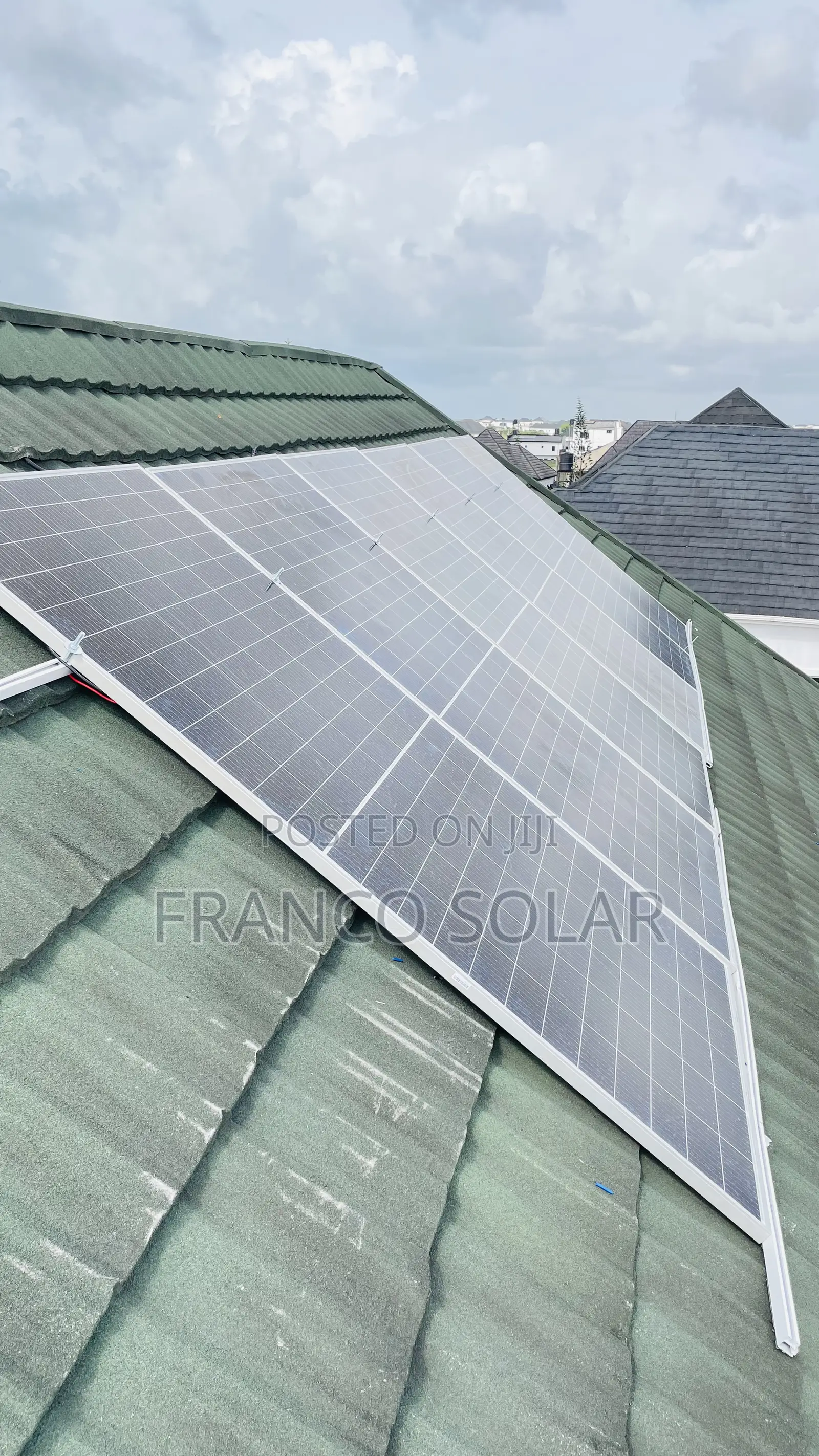 Srne 5kva Inverter / 5kwh Battery / 4pcs 650w Solar Panels