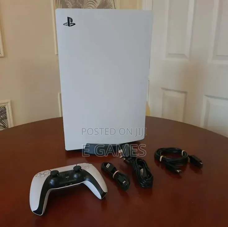 Uk Used Ps5 With Pad and Games