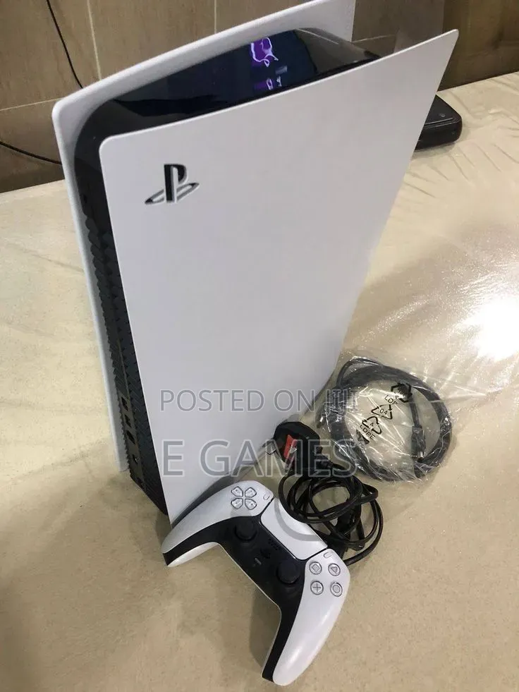 Uk Used Ps5 With Pad and Games