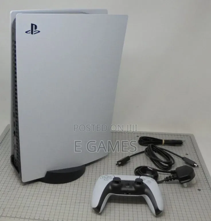 Uk Used Ps5 With Pad and Games