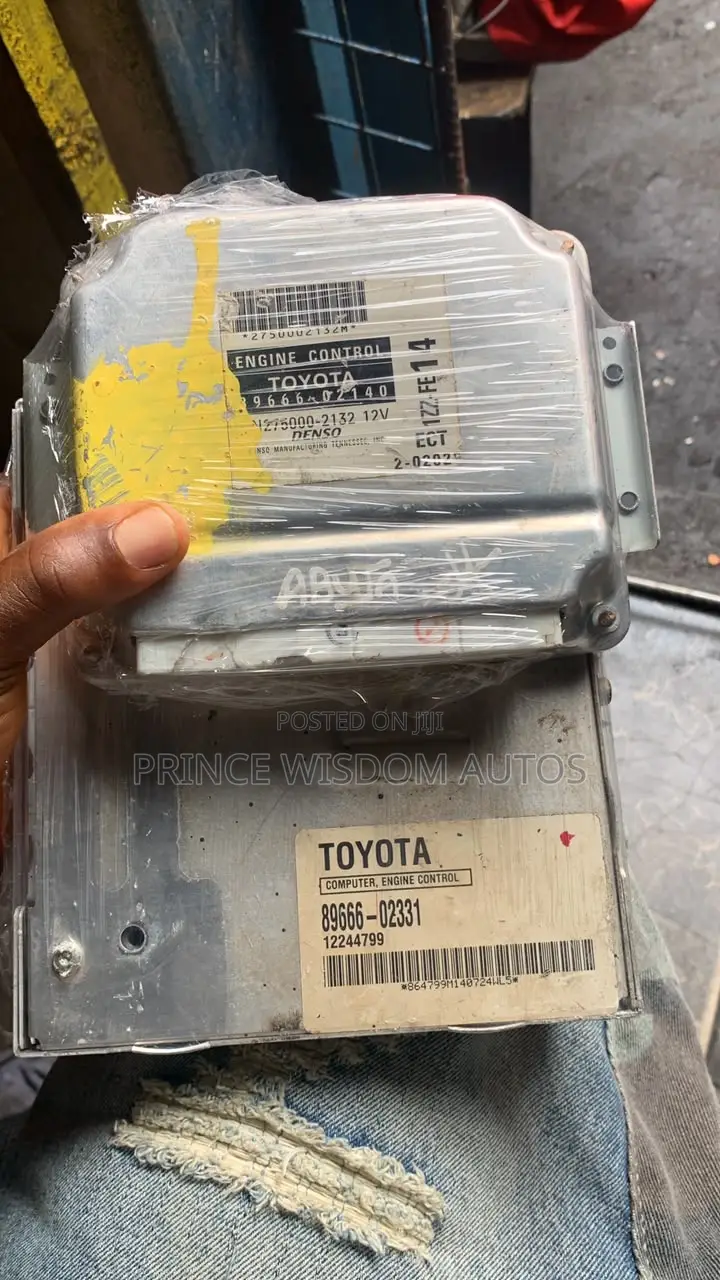 Toyota Corolla 2004 Brain Box Ecu
