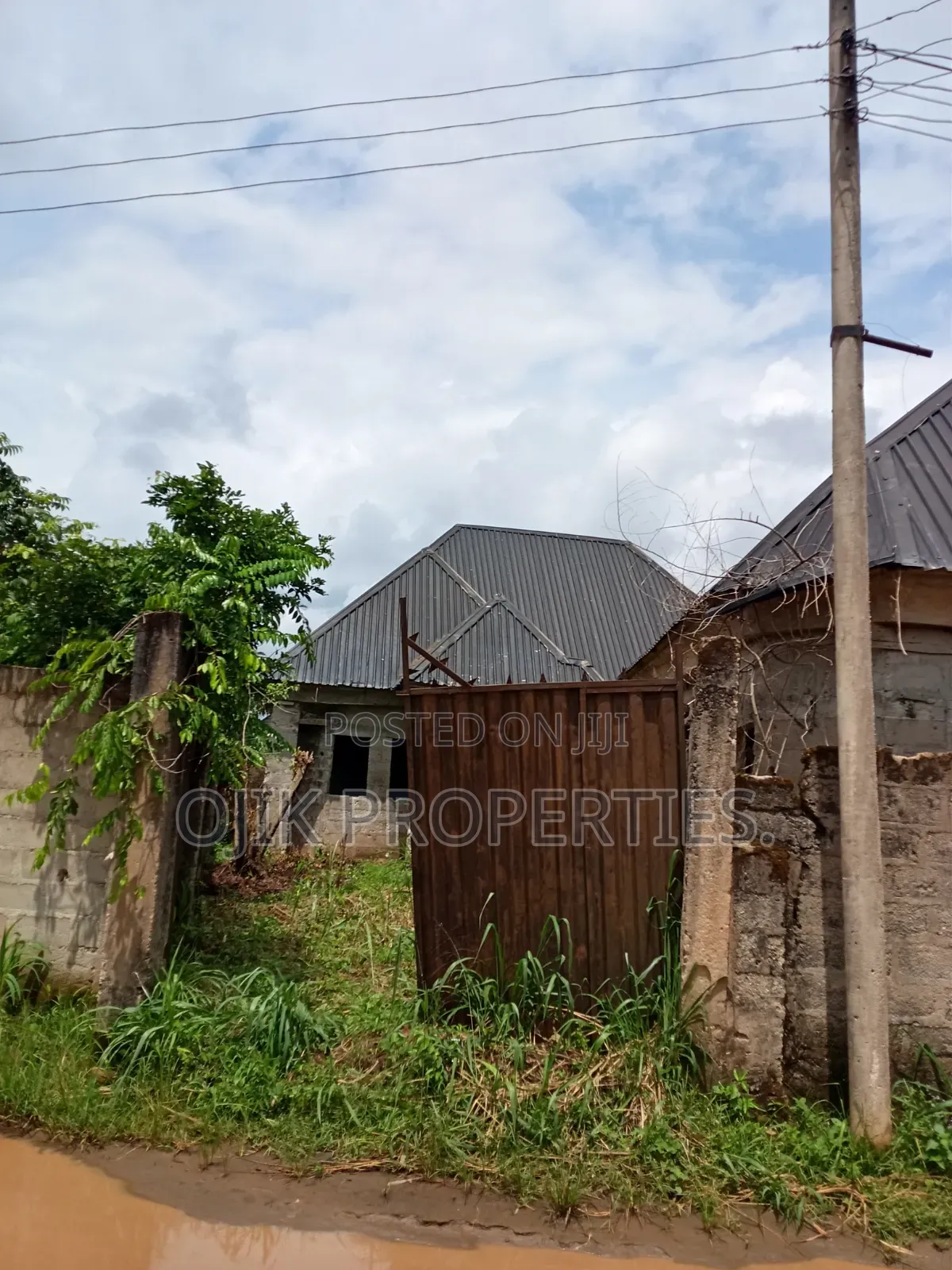 2bdrm Bungalow in Ojik Properties, Owerri for sale