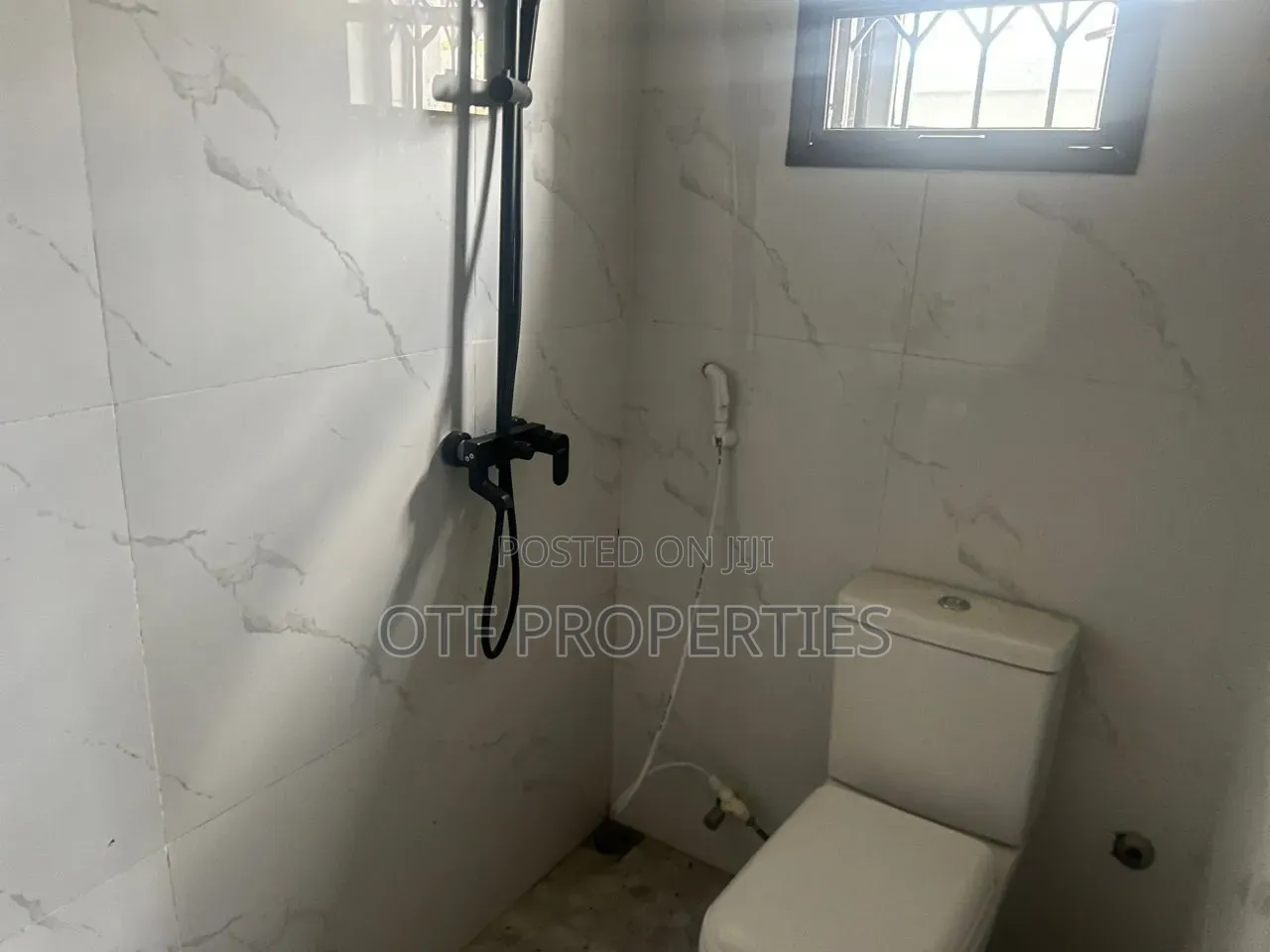 4bdrm Duplex in Jedo Estate,, FHA for rent
