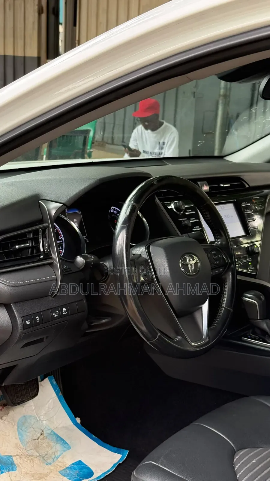 Toyota Camry 2019 White