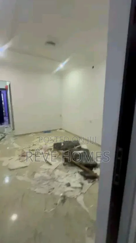 Mini Flat in Aguda / Surulere for rent